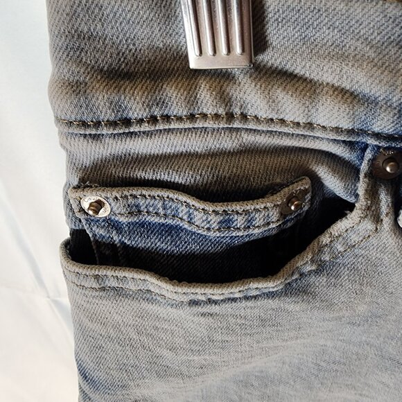 Calvin Klein Jean Shorts Waist 28 – Light Wash High Rise Distressed Look - Picture 4 of 8